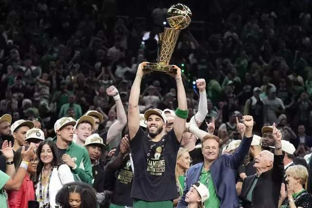 2米03！记者：去年55号秀 奥尔布里奇将为勇士出战夏季联赛